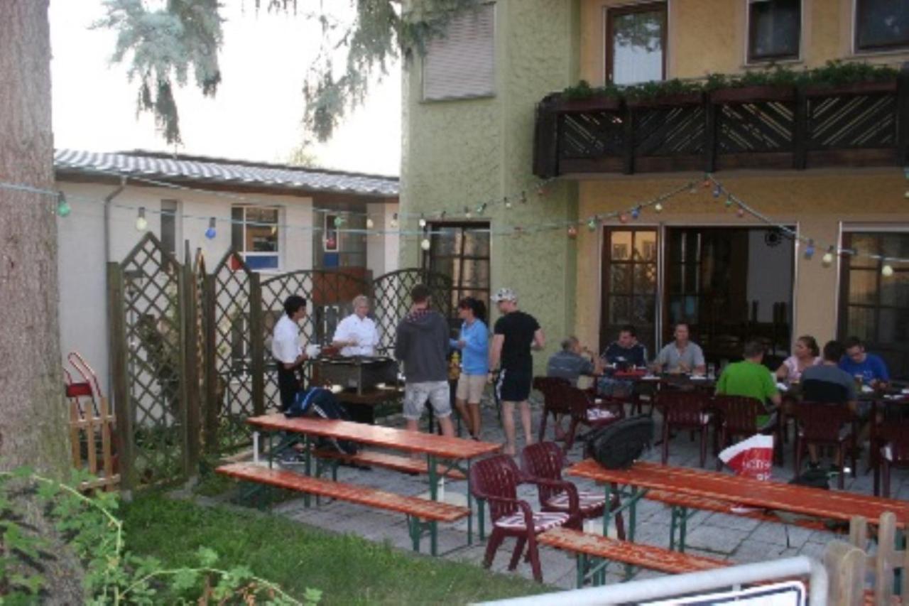 Landgasthof Zur Krone Krautheim Exterior photo